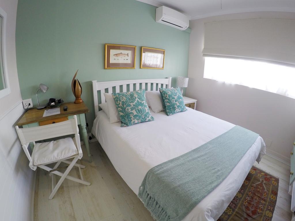 Dolphin Inn Guesthouse Cape Town Dış mekan fotoğraf