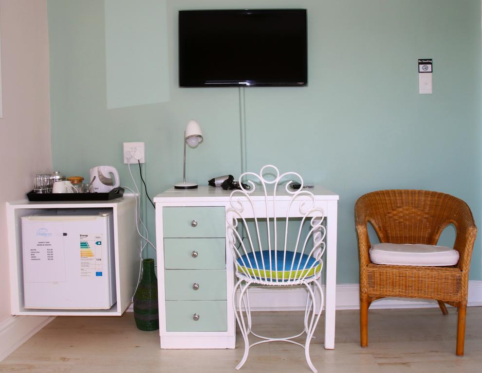 Dolphin Inn Guesthouse Cape Town Dış mekan fotoğraf